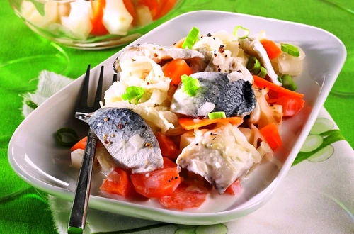salata de hering marinat jpeg