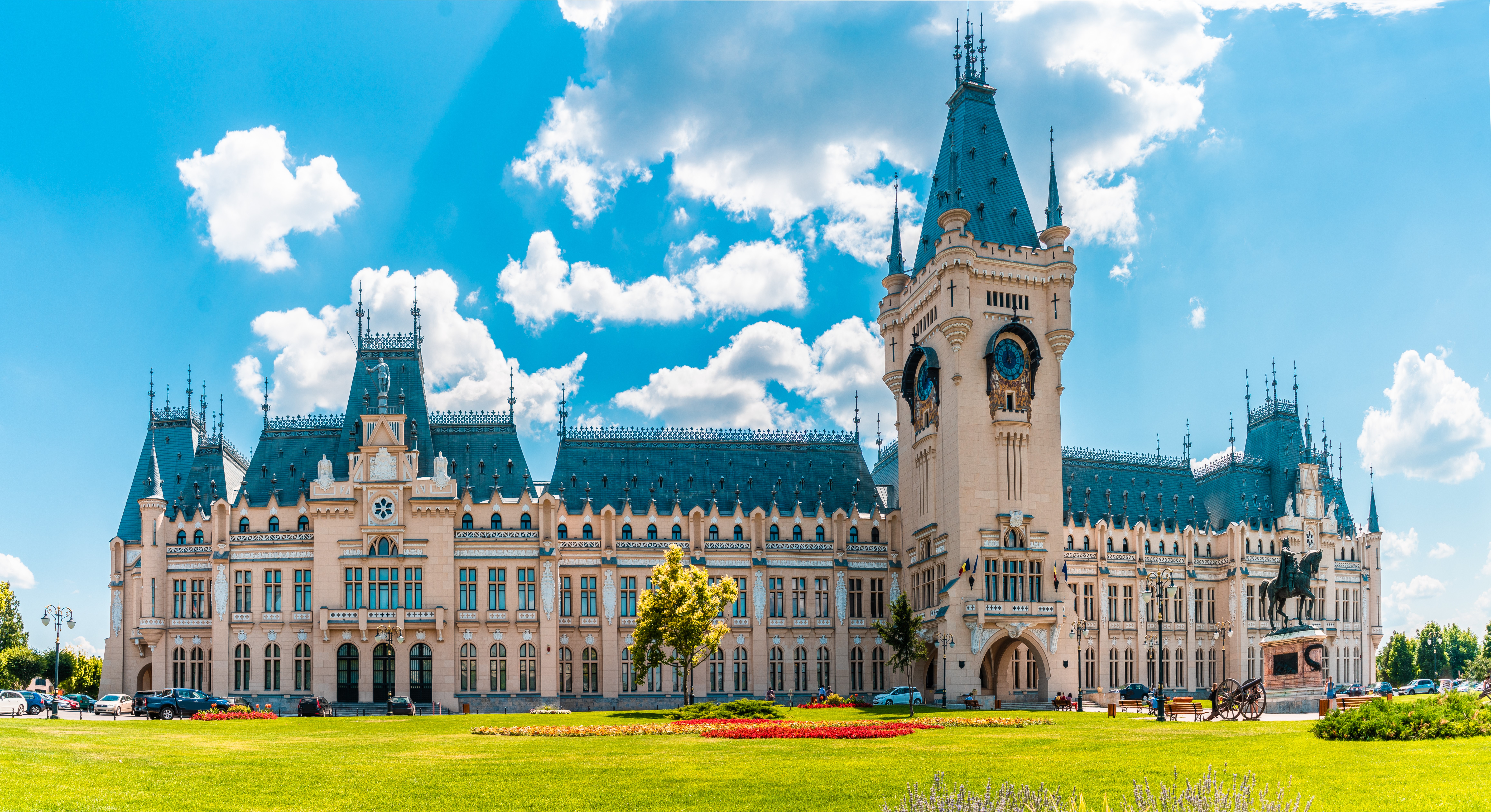 Palatul Culturii din Iași, mai frumos ca cel de la Versailles / foto: Shutterstock