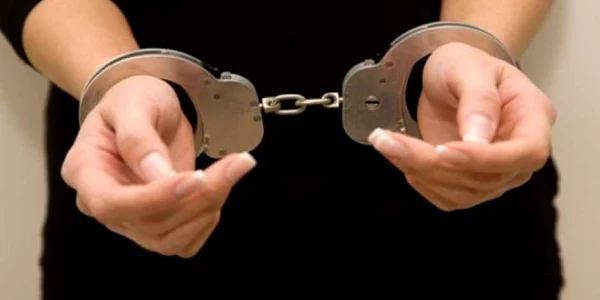 Doljeanca a fost reţinută şi introdusă în arestul IPJ Dolj Foto