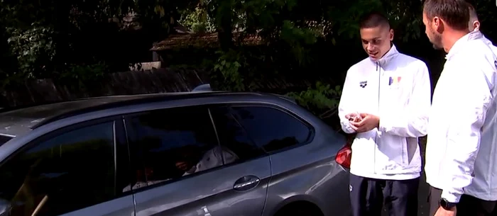 David Popovici încântat de autoturismul de lux
