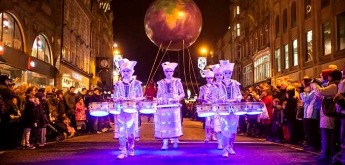 Constanţa va fi gazda teatrului de stradă timp de două zile    FOTO Art District