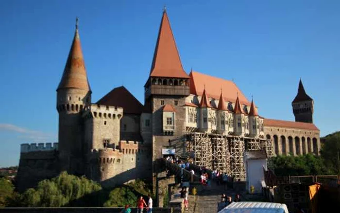 Castelul Corvinilor va găzdui un festival medieval. FOTO: Daniel Guţă. ADEVĂRUL.