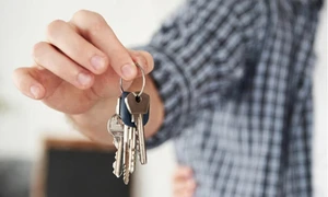 Chei locuință Foto Adevărul jpg