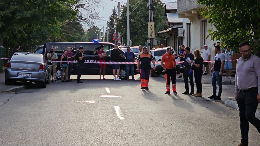 Echipajul unei ambulanțe, prins în mijlocul unei răfuieli cu împușcături între două clanuri din Buzău