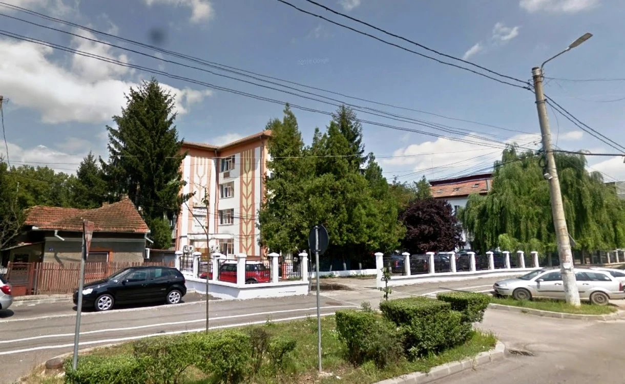 Coronavirusul a trimis în izolare angajaţii de pe un etaj întreg de la Direcţia Agricolă Dâmboviţa