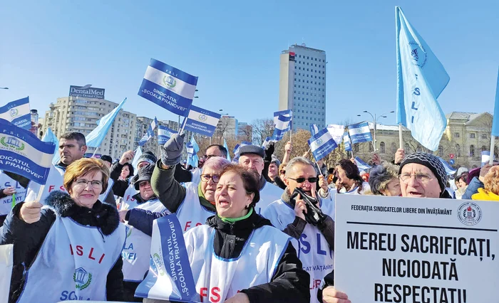 Profesorii se pregătesc de proteste / foto: FSLI România