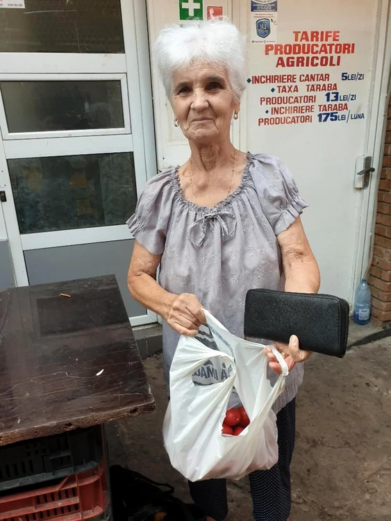 Ștefania Onofrei a venit la piață, dar a plecat cu sacoșa aproape goală