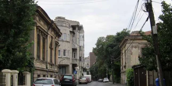 strada mantuleasa