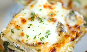 lasagna cu ciuperci si spanac jpeg