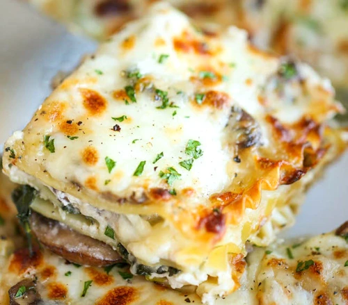 lasagna cu ciuperci si spanac jpeg