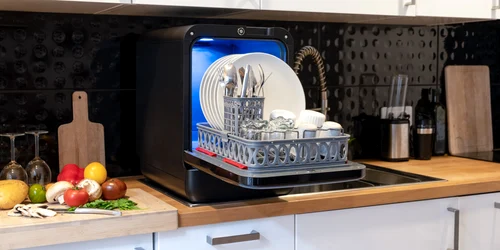 Mașină de spălat vase compactă Sursă Daan Tech jpg