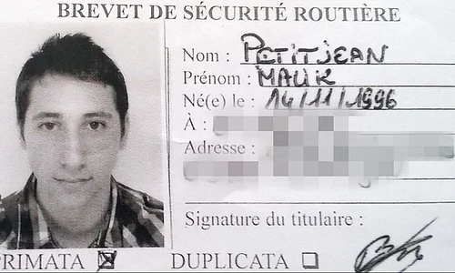 Cartea de identitate a lui Abdel Malik Petitjean jpeg