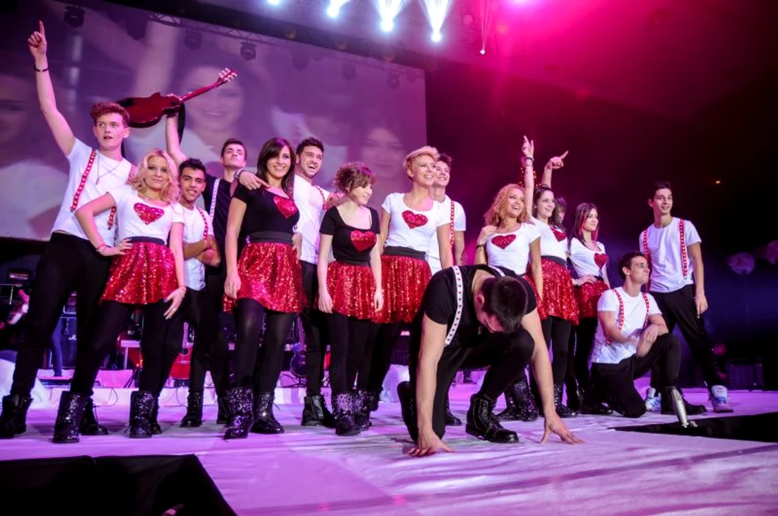 
    Concert LaLa Band la Sala Palatului, cu invitaţii speciali Horia Brenciu şi Dorian Popa  