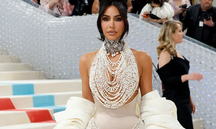 Kim Kardashian Met Gala 2023 (4) jpg