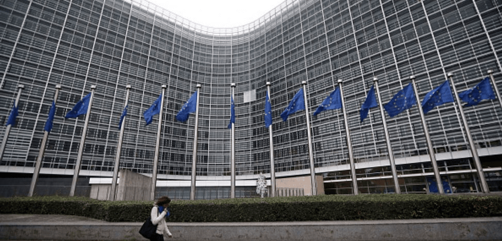 Sediul Comisiei Europene, evacuat în urma descoperirii unui plic cu pudră albă
