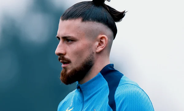 Radu Drăgușin, doar rezervă contra lui Forest. Foto Facebook Tottenham Hotspur 