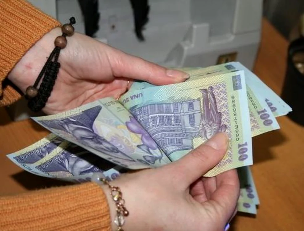 
    România este în topul ţărilor cu cei mai mulţi angajaţi cu venituri salariale mici  
