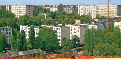 Cele mai vânate proprietăţi, de către cei interesaţi de schimburile imobiliare, sunt apartamentele cu două camere şi garsonierele Foto: Petrică Tănase