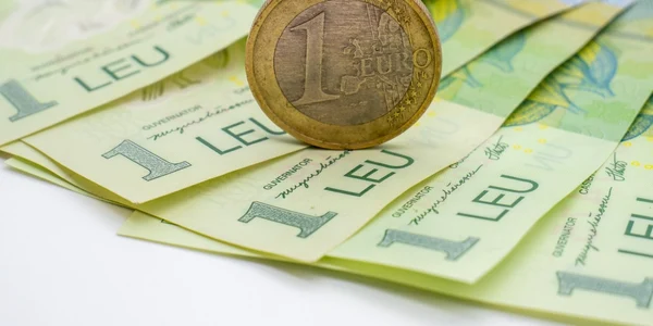 leu euro FOTO Shutterstock