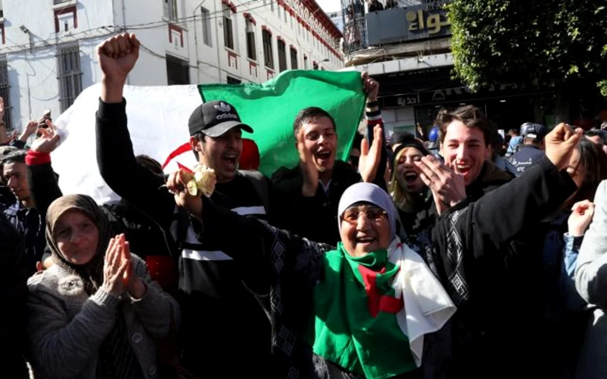 Proteste faţă de Abdelaziz Bouteflika FOTO EPA-EFE
