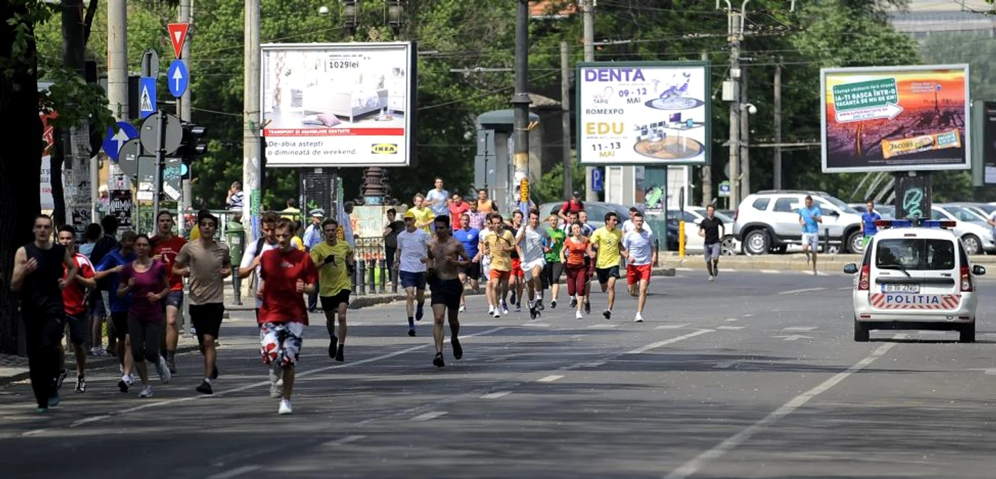 Maratonul de la Bucureşti din acest an a strâns la start 7.000 de alergători FOTO: Mediafax