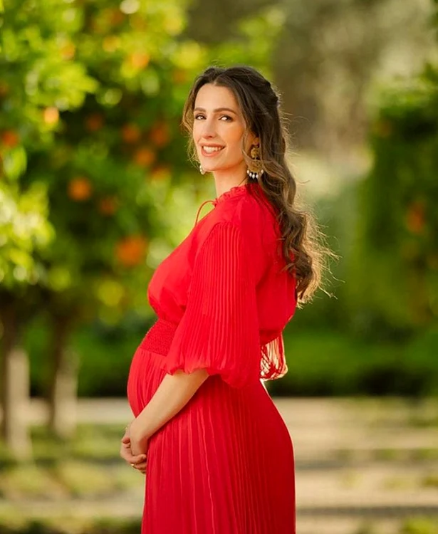 Prințesa Rajwa însărcinată Foto Casa Regală Hașemită 1 jpg