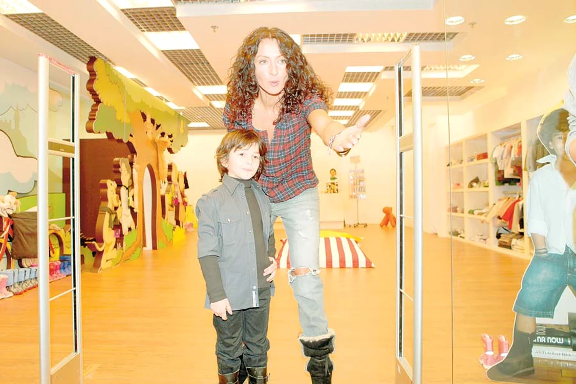 Mihaela Rădulescu şi-a deschis magazinul Picioru’ Gras în 2009