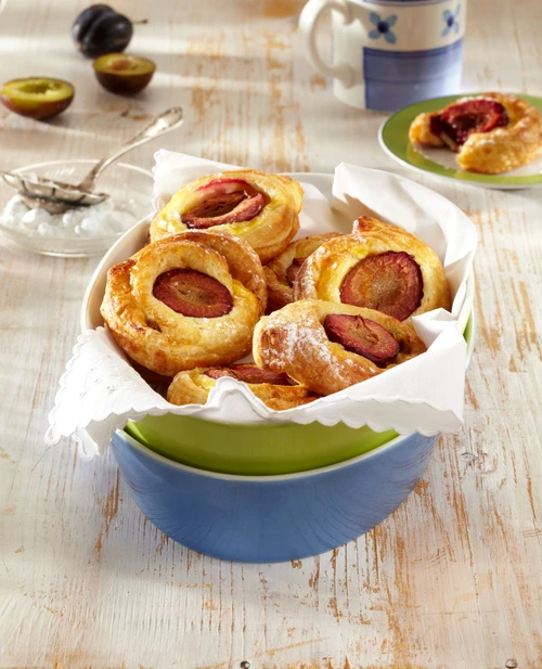 Pastry Spirals with Custard and Plums jpeg