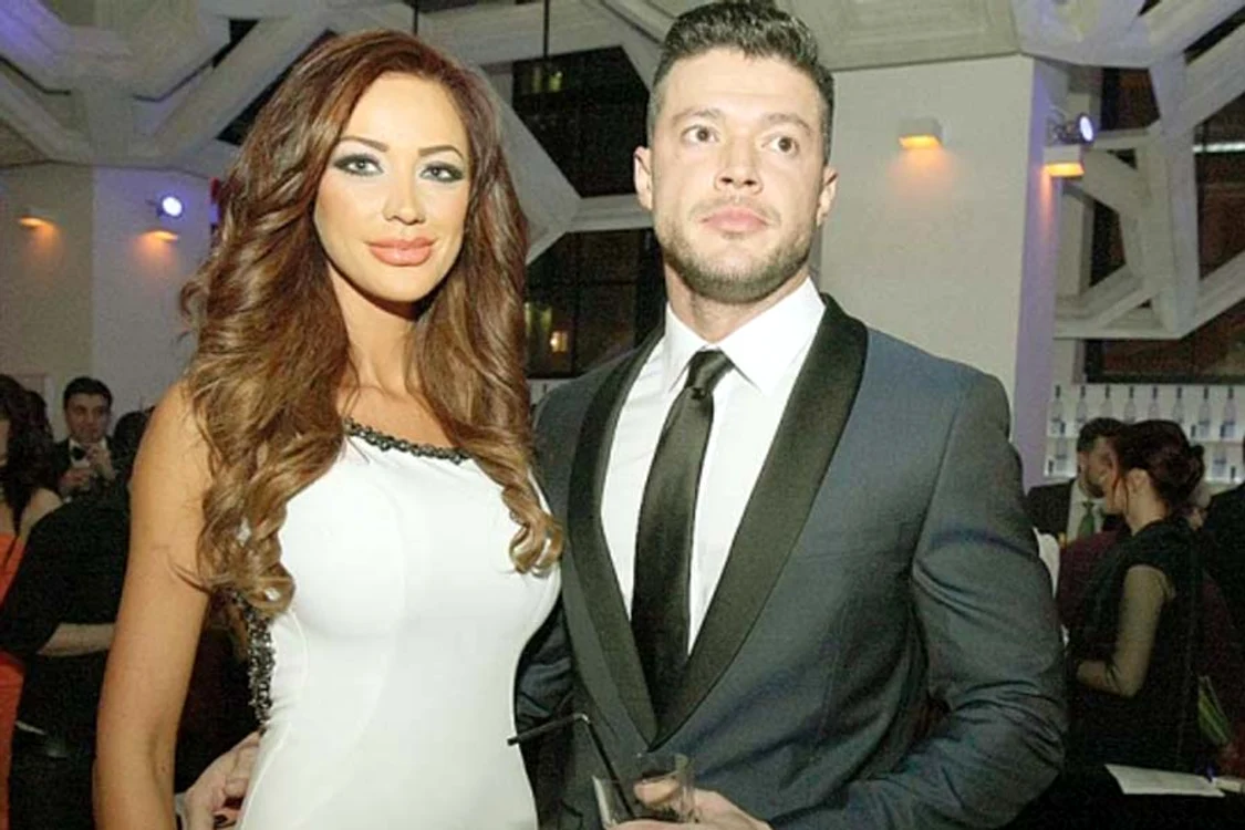 
    Bianca şi Victor, pe vremea când formau un cuplu fericit Foto: Click!  