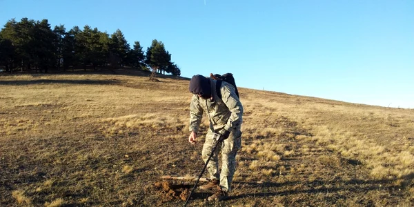 Detectorii de metale din Bacău s-au specializat pe vestigii din Primul Război Mondial