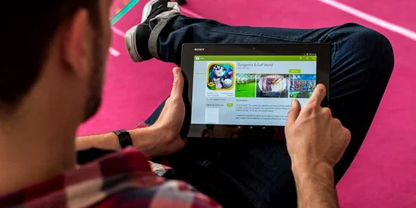 sony xperia z2 tableta foto razvan baltaretu/adevarul