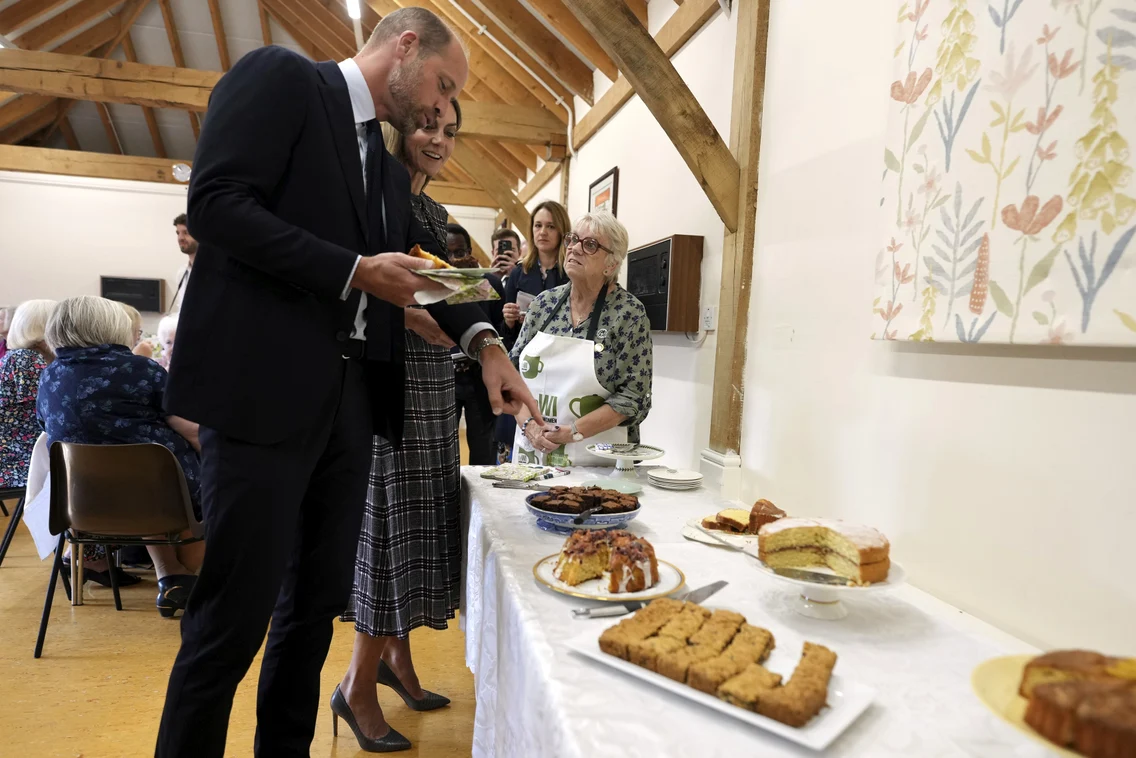 Kate și William în vizită regală la Sunningdale, Profimedia