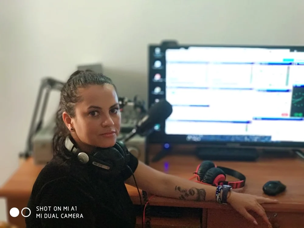Melia, realizatoare de emisiuni la Radio Hit FM FOTO Arhiva personală