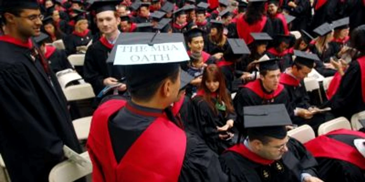 Românii şcoliţi la Harvard nu intenţionează să revină în ţară