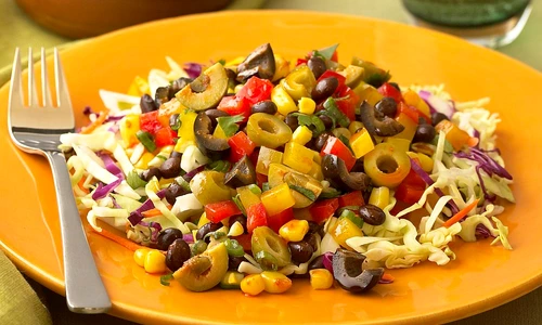 salata de varza cu legume jpeg
