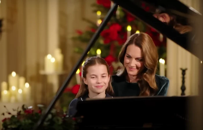 VIDEO Moment special de Crăciun: Catherine și prințesa Charlotte, duet la pian la slujba de la Westminster Abbey