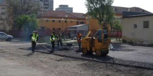 Nouă parcări de reședință vor fi amenajate