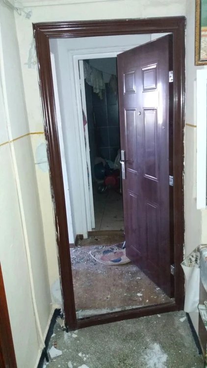Apartamentul este distrus