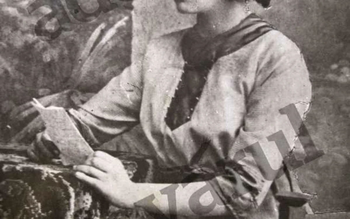 ana pauker tânără
