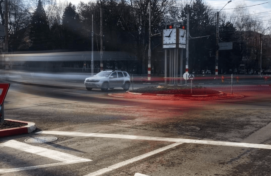 Se schimbă regulile la sensul giratoriu. Poliția Română: „Vechea practică nu mai este valabilă“