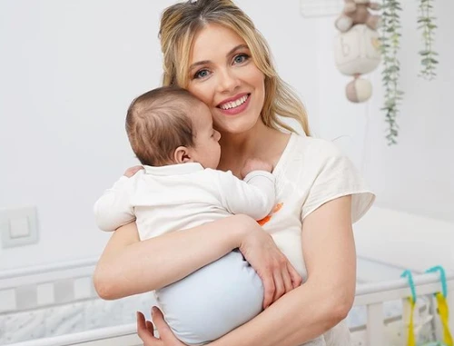 andreea ibacka1 png