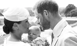 Ducii de Sussex și au botezat băiețelul în cadrul unei ceremonii private  jpeg