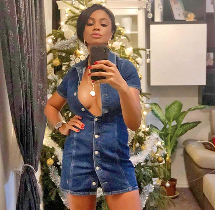 Laurette știe să-și ațâțe admiratorii