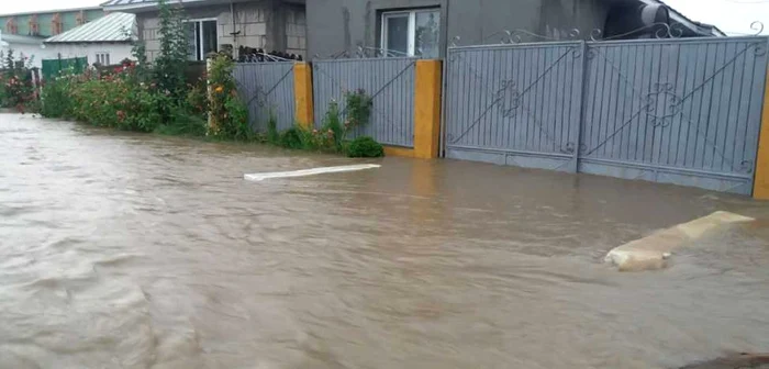 Inundaţii în zona Drăgăşani, Foto: Adevărul