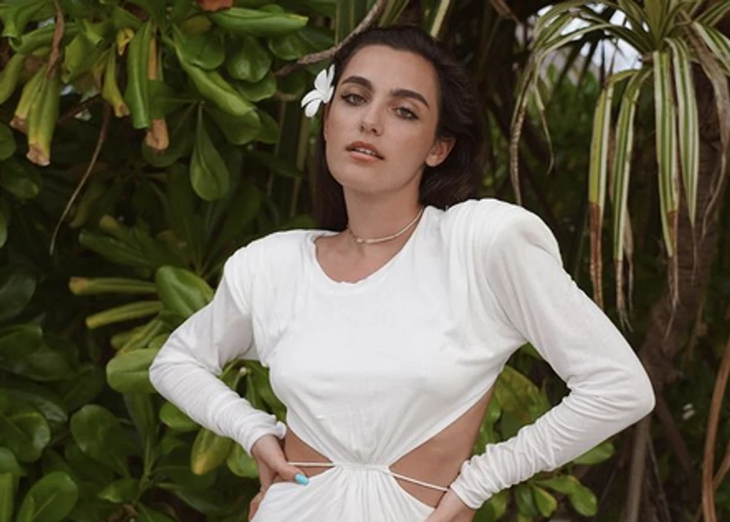 Alexia Eram kilograme png