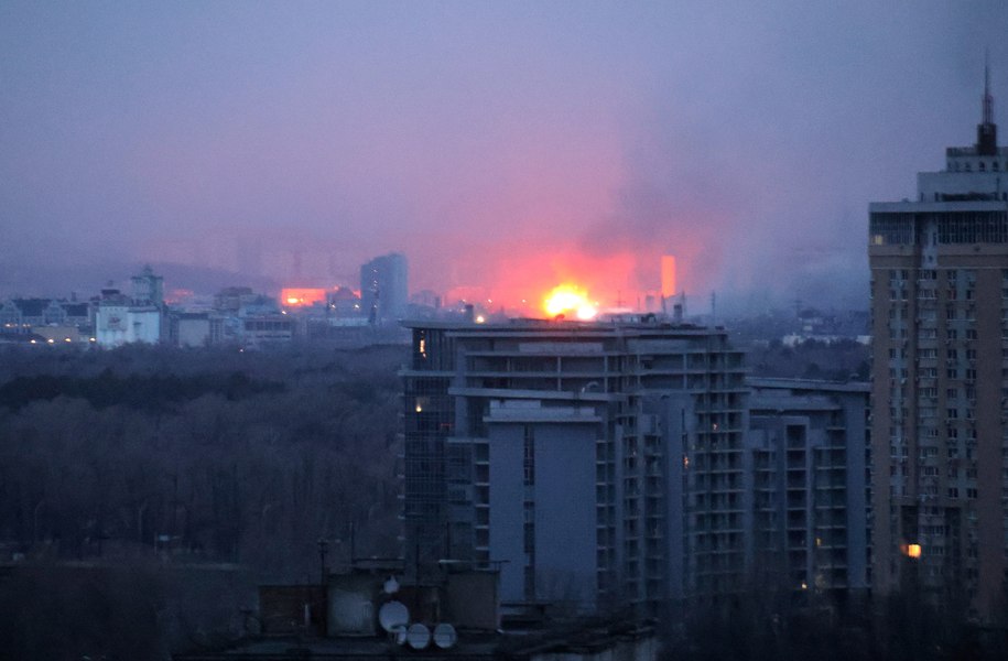   Rușii atacă furibund cu diferite tipuri de  rachete și drone Ucraina. Polonia și-a ridicat din nou aviația