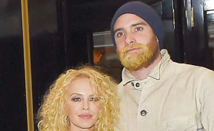 2016. Kylie Minogue, împreună cu logodnicul ei, Joshua SasseFoto: Guliver/ Getty Images