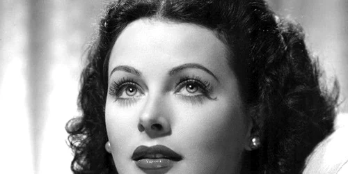 Hedy Lamarr Publicity Photo for The Heavenly Body 1944 (1) jpg