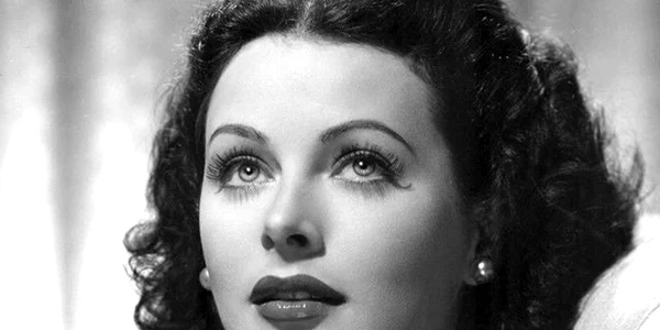 Hedy Lamarr Publicity Photo for The Heavenly Body 1944 (1) jpg