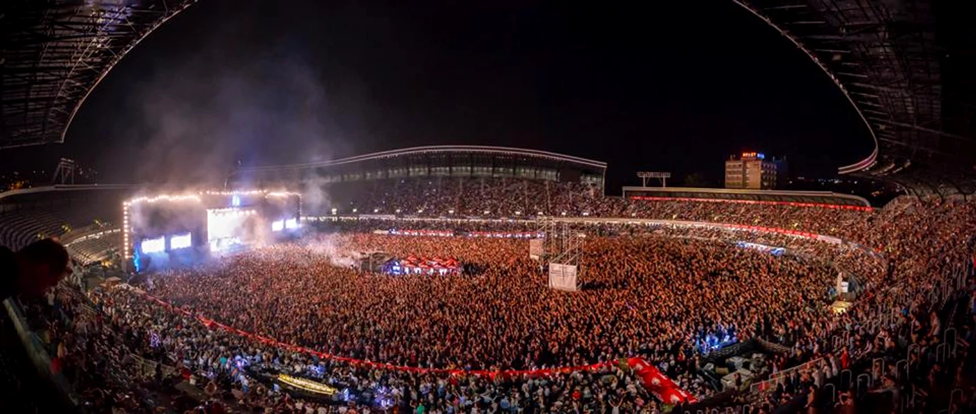 
    Chiar dacă festivalurile se vor relua în 2021 astfel de imagini, surprinse la UNTOLD 2019 nu vor mai fi posibileFoto: ro. wikipedia.org  